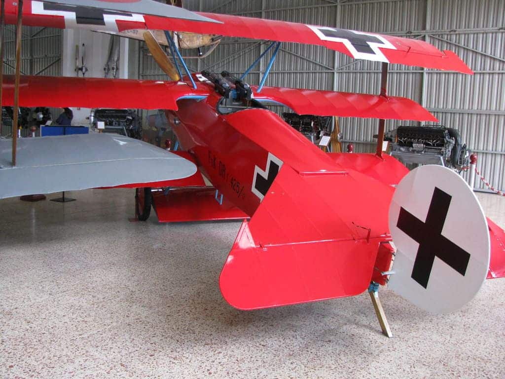 Оперение серийного истребителя Fokker Dr I